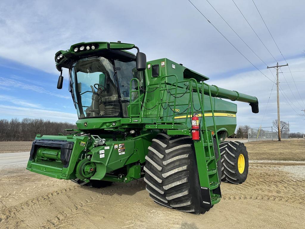 Image of John Deere S780 Primary image