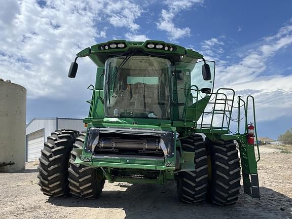 Image of John Deere S780 equipment image 2