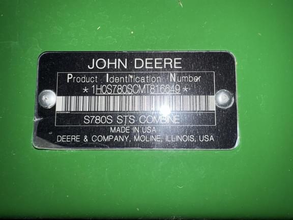 Image of John Deere S780 equipment image 1