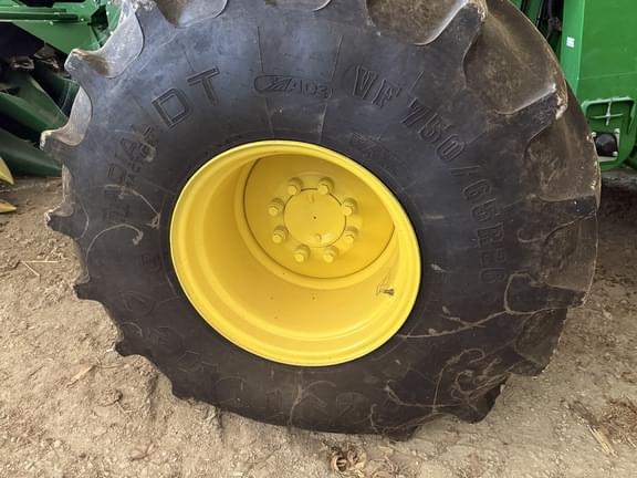 Image of John Deere S780 equipment image 3