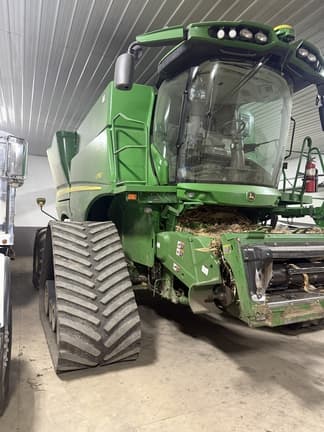 Image of John Deere S780 equipment image 1