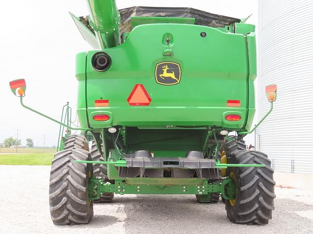 Image of John Deere S780 equipment image 3