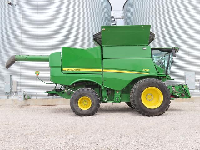 Image of John Deere S780 equipment image 3