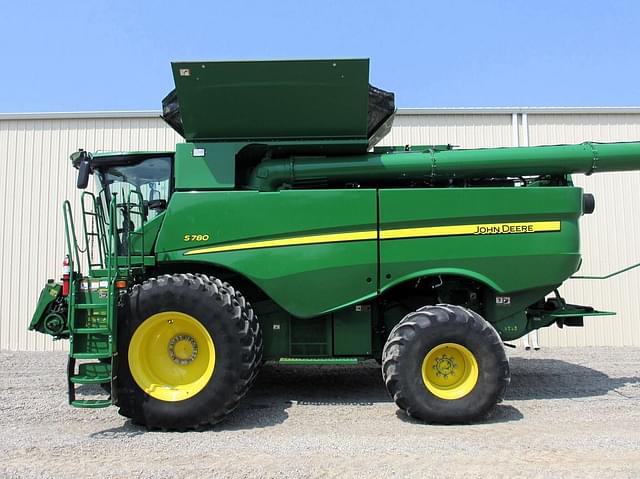 Image of John Deere S780 equipment image 2