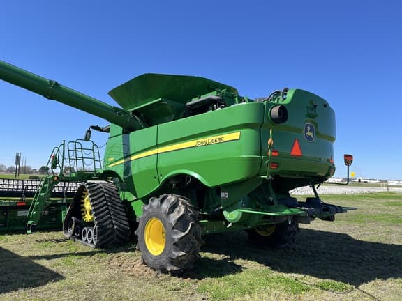 Image of John Deere S780 equipment image 3