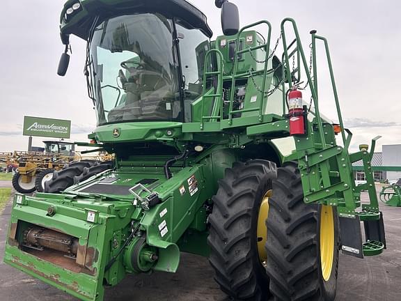 Image of John Deere S780 equipment image 2