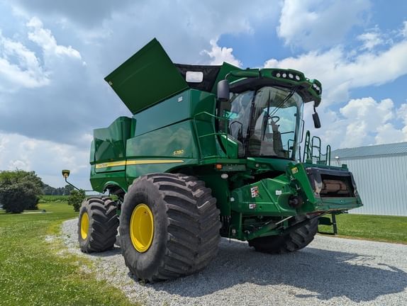 Main image John Deere S780