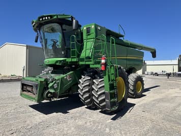 Main image John Deere S780
