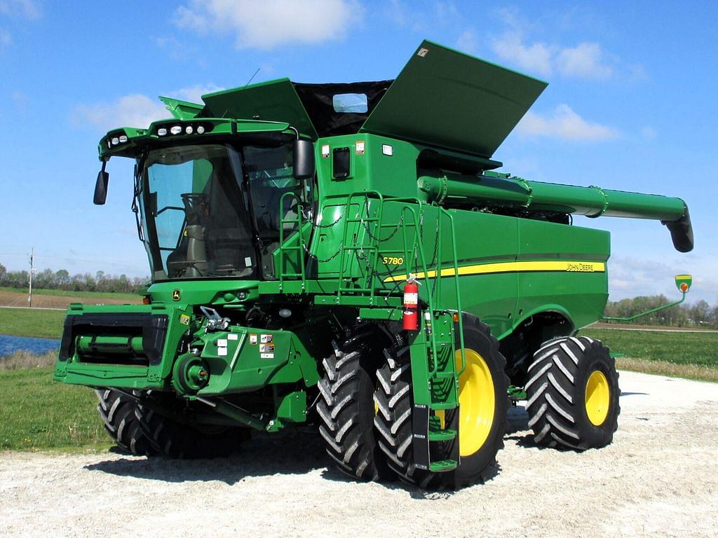 Image of John Deere S780 Primary image