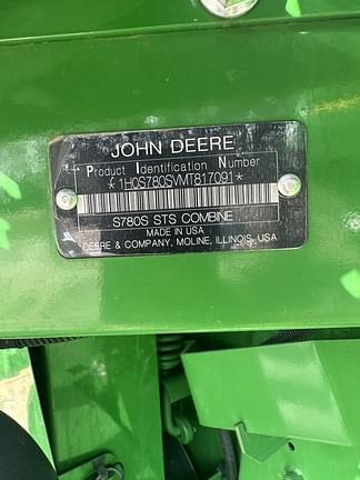 Image of John Deere S780 equipment image 1