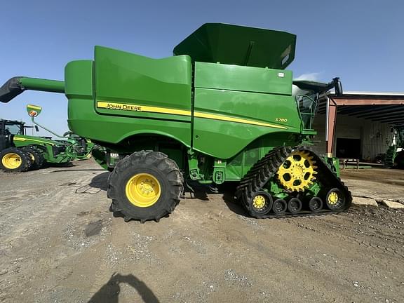 Image of John Deere S780 equipment image 3