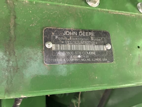 Image of John Deere S780 equipment image 1