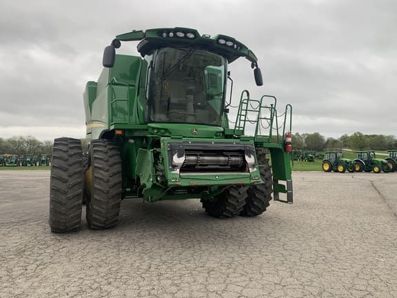 Image of John Deere S780 equipment image 3