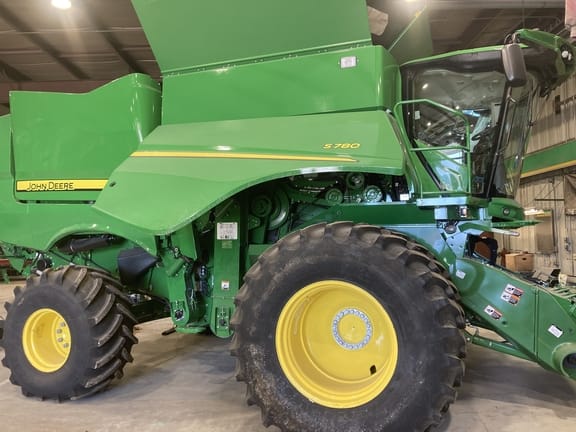 Main image John Deere S780
