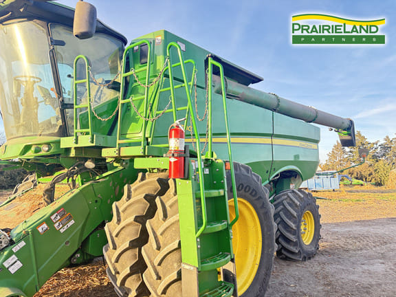 2021 John Deere S780 Equipment Image0