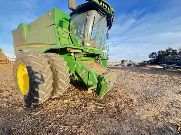 Image of John Deere S780 equipment image 4