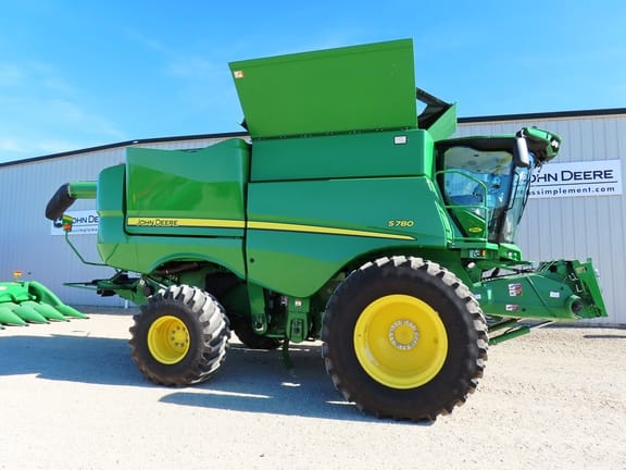 2021 John Deere S780 Equipment Image0