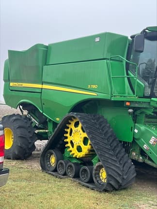 Image of John Deere S780 Image 0
