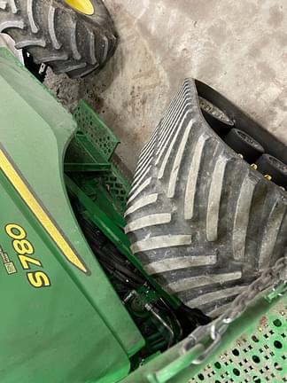 Image of John Deere S780 equipment image 4