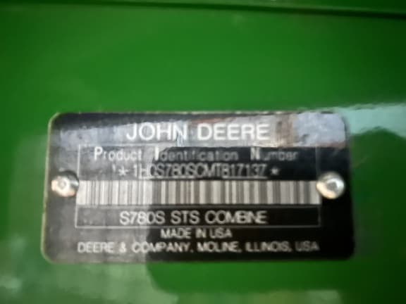 Image of John Deere S780 equipment image 1