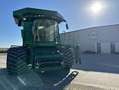 Thumbnail image John Deere S780 1