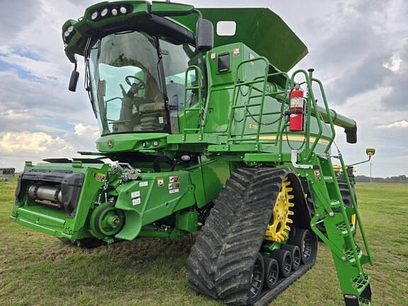 Image of John Deere S780 equipment image 2