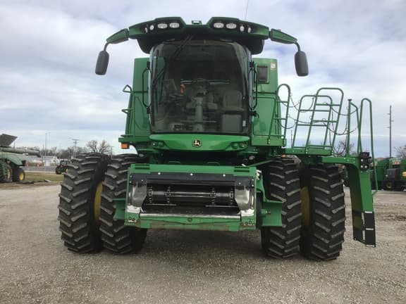 Image of John Deere S780 equipment image 3