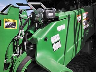 Main image John Deere S780 22