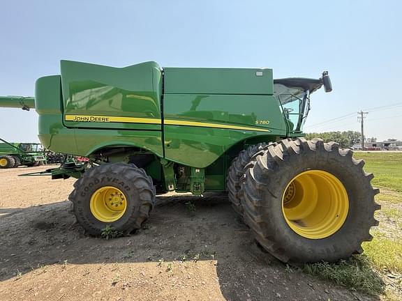Image of John Deere S780 equipment image 3