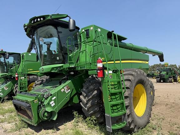 Image of John Deere S780 equipment image 4