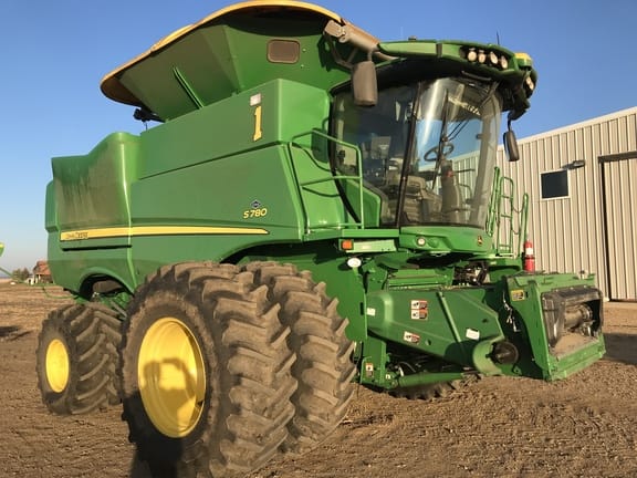 Main image John Deere S780