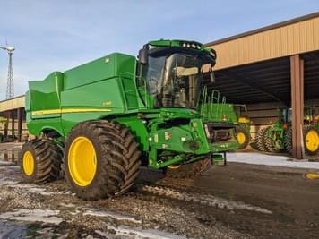 Main image John Deere S780