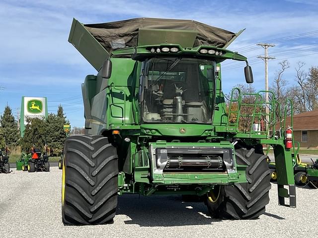 Image of John Deere S780 equipment image 2