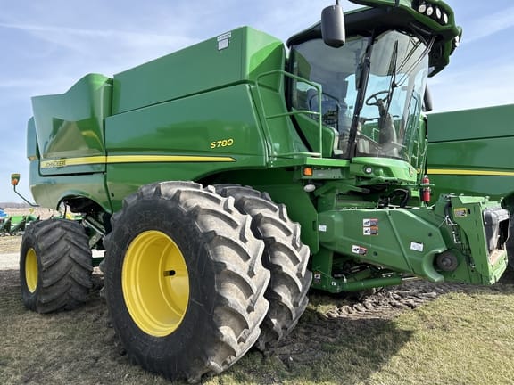 2021 John Deere S780 Equipment Image0