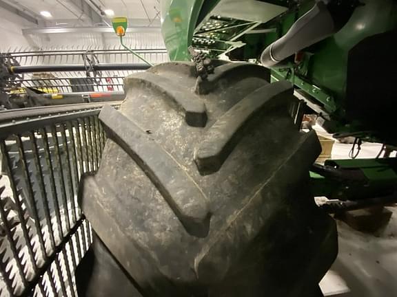 Image of John Deere S780 equipment image 4