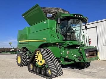 Main image John Deere S780