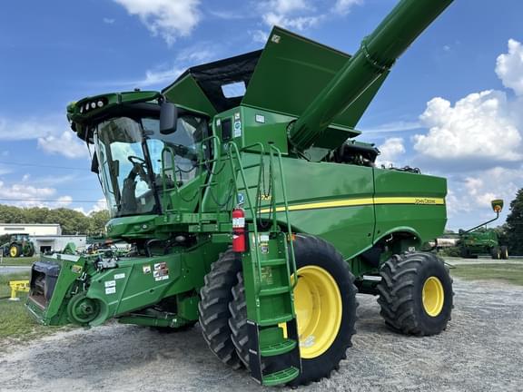 Image of John Deere S780 Primary image