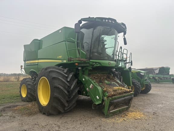 Image of John Deere S780 equipment image 4
