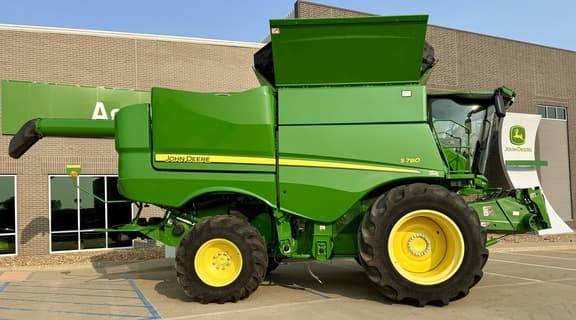Image of John Deere S780 equipment image 3