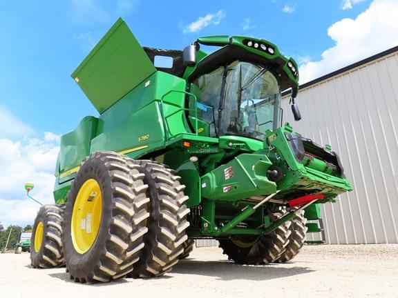 Image of John Deere S780 equipment image 3