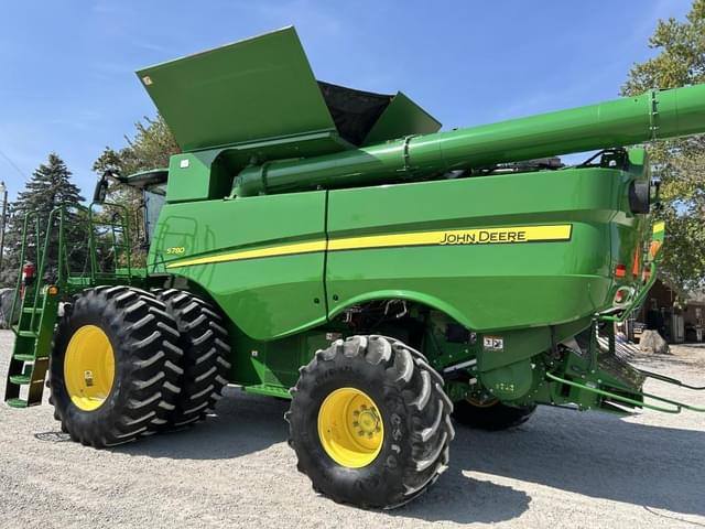 Image of John Deere S780 equipment image 4