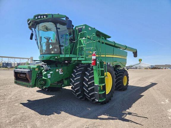 Image of John Deere S780 Primary image