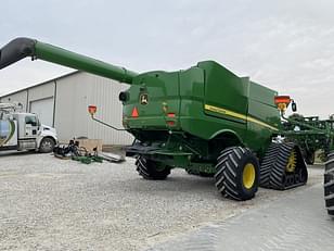 Main image John Deere S780 4