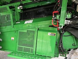 Main image John Deere S780 13