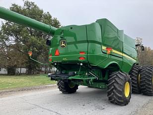 Main image John Deere S780 4