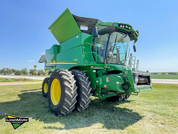 Image of John Deere S780 equipment image 2