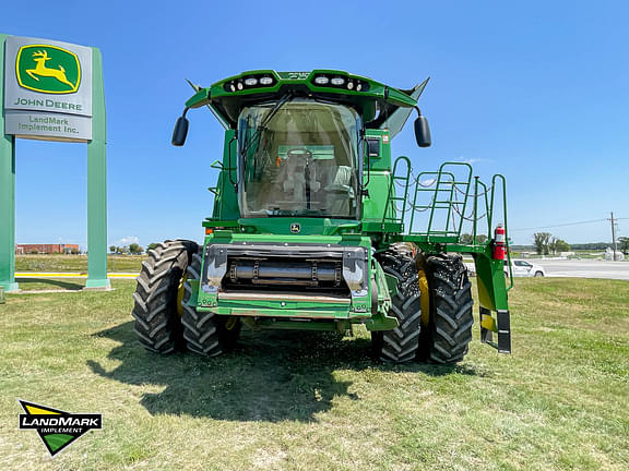 Image of John Deere S780 equipment image 1