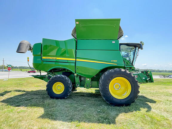 Image of John Deere S780 equipment image 3