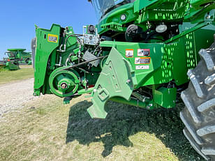 Main image John Deere S780 11