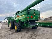 Thumbnail image John Deere S780 1